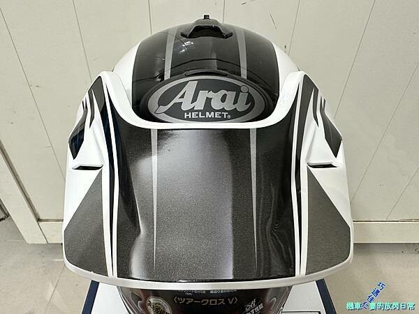 [部品開箱] Arai Tour-Cross V Disco