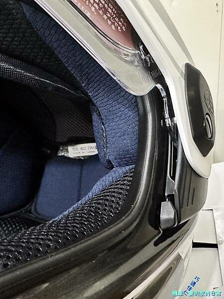 [部品開箱] Arai Tour-Cross V Disco