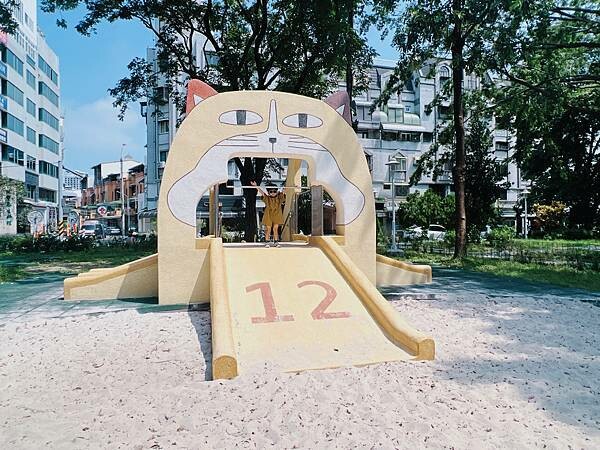 ★台南●安平＊藏金閣二館，全台最美的公家機關，一秒闖入愛麗絲