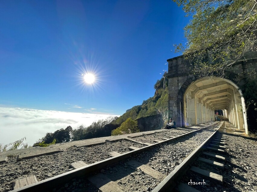 LINE_ALBUM_阿里山眠月線_221211_678.jpg