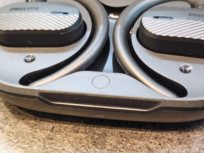 【開箱】Philips飛利浦 TAA6708－氣傳導開放式運動藍牙耳機