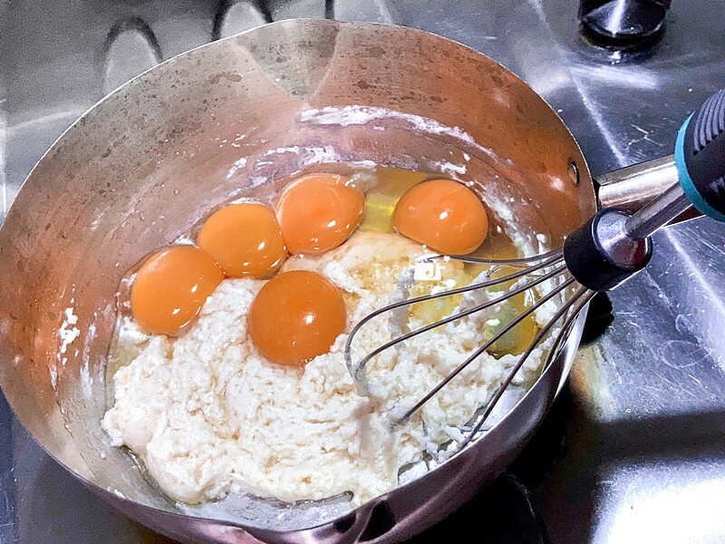 烘焙筆記│古早味布丁蛋糕,軟綿細緻會搖晃的蛋糕,好吃不死甜