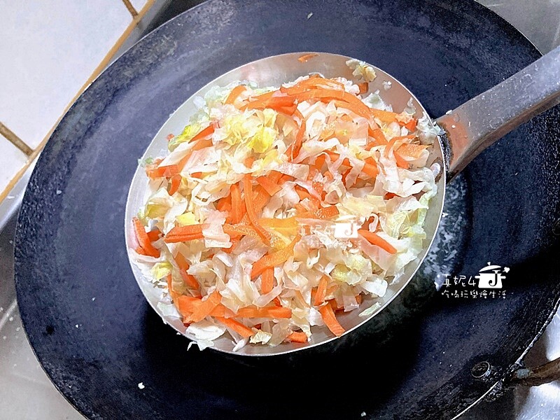 烹飪筆記│潤餅捲,低熱量內餡外加自己做的Q彈潤餅皮