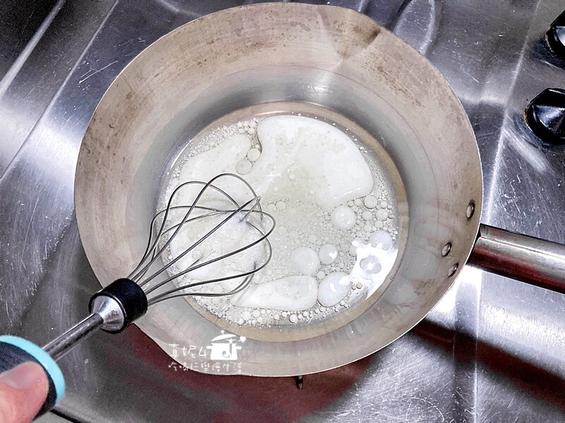 烘焙筆記│古早味布丁蛋糕,軟綿細緻會搖晃的蛋糕,好吃不死甜