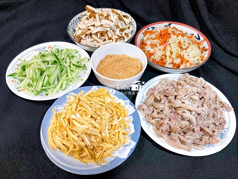 烹飪筆記│潤餅捲,低熱量內餡外加自己做的Q彈潤餅皮