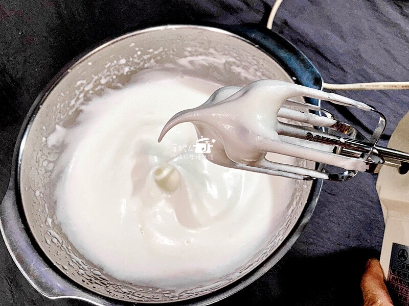 烘焙筆記│古早味布丁蛋糕,軟綿細緻會搖晃的蛋糕,好吃不死甜