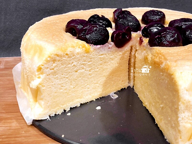 烘焙筆記│古早味布丁蛋糕,軟綿細緻會搖晃的蛋糕,好吃不死甜