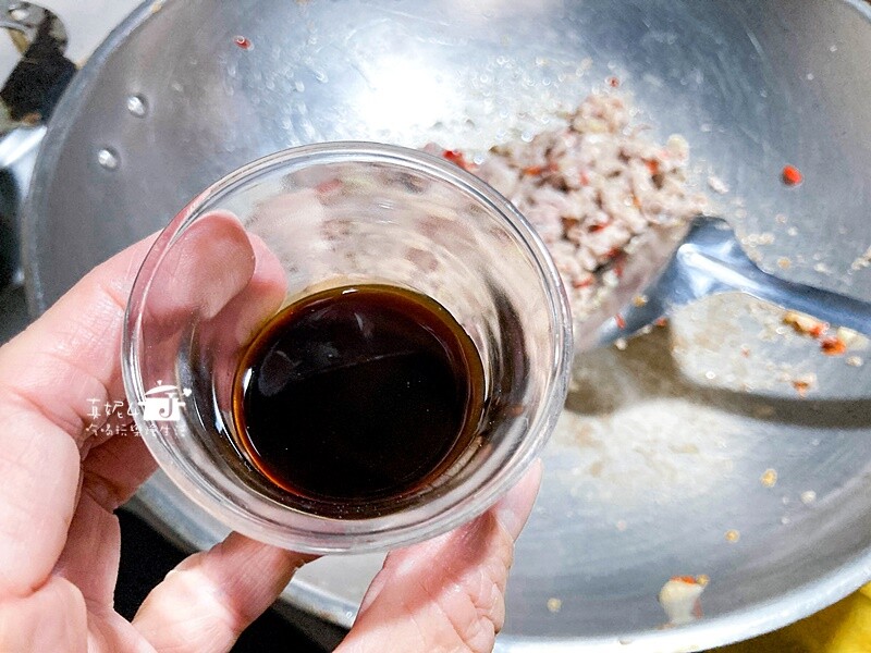 烹飪筆記│打拋豬肉片，泰式餐館必點的人氣招牌菜