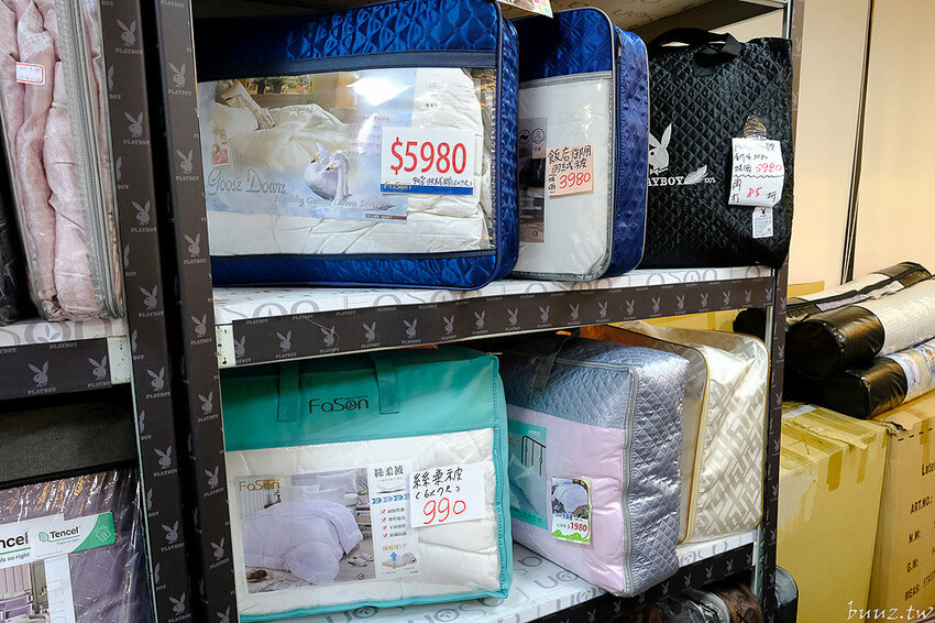 結束營業清倉特賣，法頌寢飾沙鹿店，多樣寢具買一送一，天絲涼被第二件半價，萬件商品一件不留！