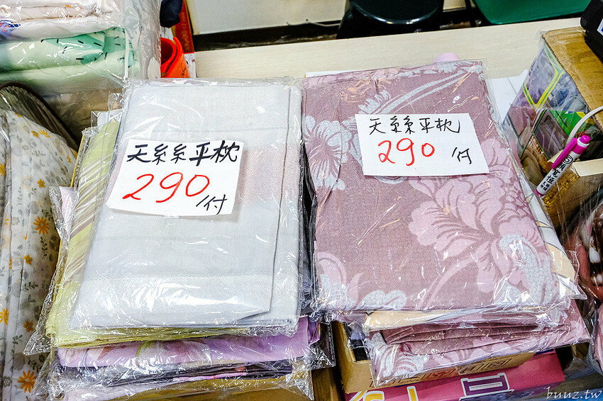 結束營業清倉特賣，法頌寢飾沙鹿店，多樣寢具買一送一，天絲涼被第二件半價，萬件商品一件不留！