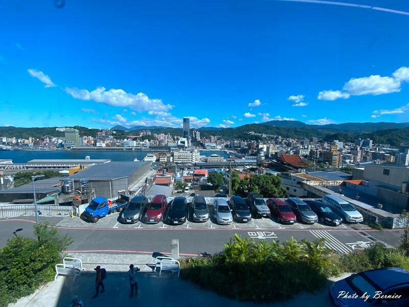 太平青鳥書局~廢棄國小重生為全台最美望海書店 @Bernice的隨手筆記