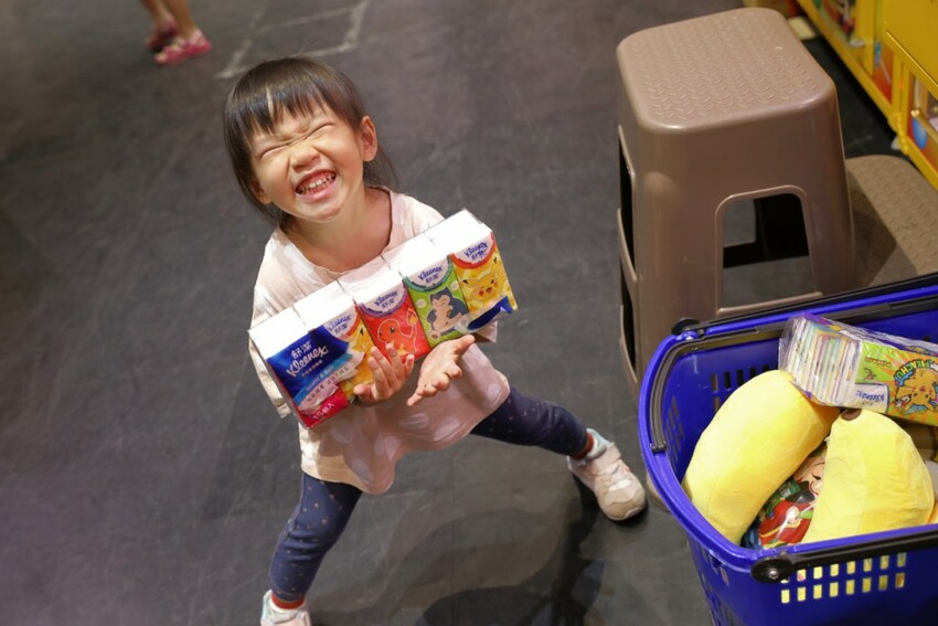 台南旅遊｜台南親子一日遊美食景點！永康夾舖子遊樂園 親子友善、新手友善 夾娃娃機、夾零食機推薦！ - 奇奇一起玩樂趣