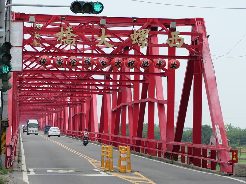 【雲林景點】「西螺大橋蝴蝶公園」美拍新亮點∣童話般風格造景∣宛如走入夢幻奇幻世界
