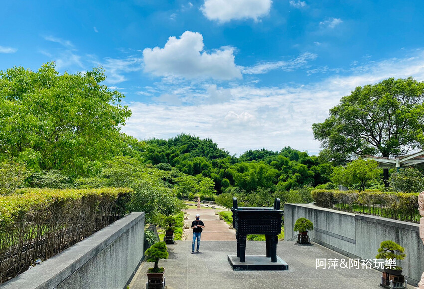 【台南左鎮景點】「噶瑪噶居寺」藏傳佛教傳承之西藏氛圍|華麗寶殿融合漢藏建築美學推薦|