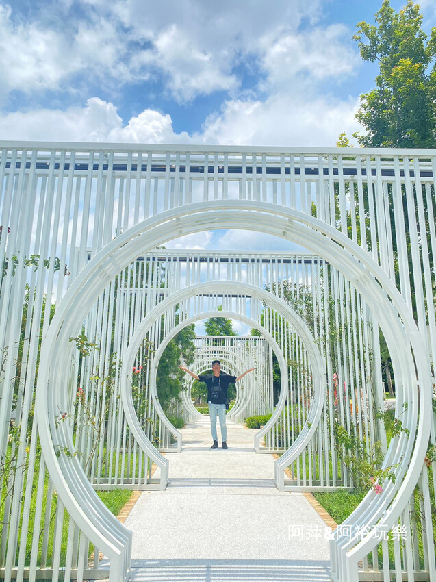 【嘉義大林景點】「蓋婭莊園x康倪時代美學生技園區」∣純白色系歐風莊園秒飛歐洲∣全台首座希臘美學觀光莊園∣