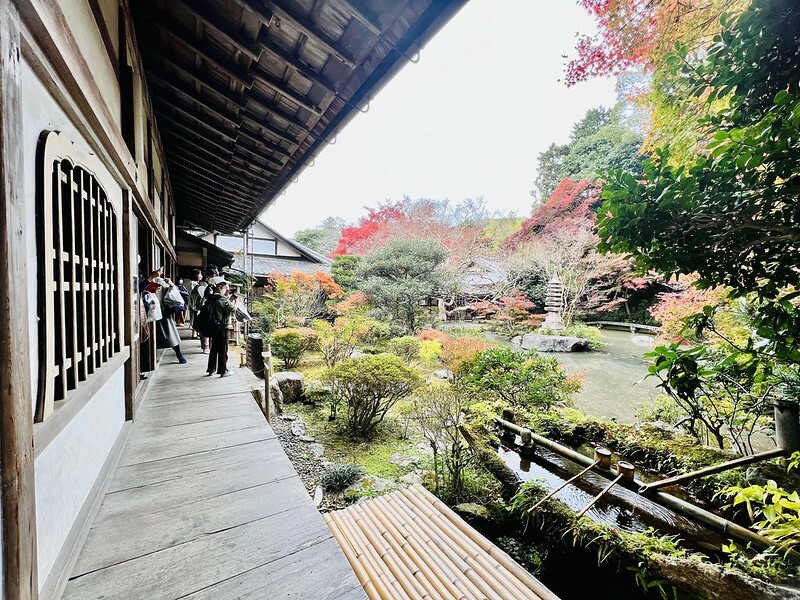 【亞洲，日本】京都紅葉名所～毘沙門堂 門跡 紅葉階梯。（京都賞楓/京都景點）