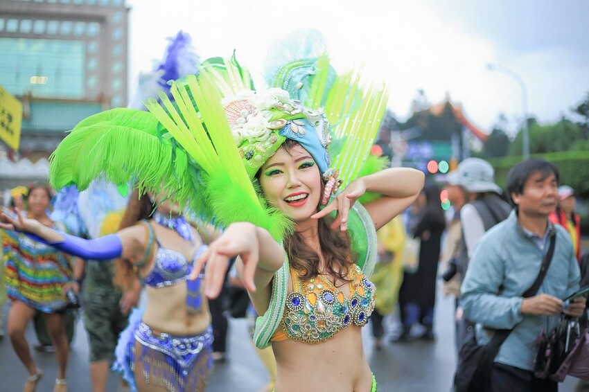 【台北活動】2023夢想嘉年華‧夢回汐止│藝起搖擺築夢‧街上跳森巴舞│世界最大華人嘉年華│最大活動時間‧日期‧