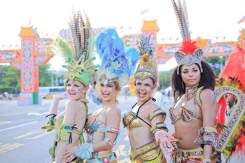 【台北活動】2023夢想嘉年華‧夢回汐止│藝起搖擺築夢‧街上跳森巴舞│世界最大華人嘉年華│最大活動時間‧日期‧