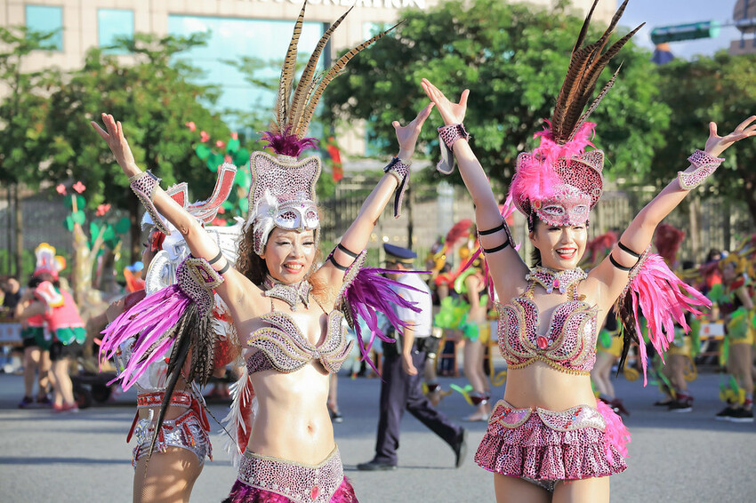 【台北活動】2023夢想嘉年華‧夢回汐止│藝起搖擺築夢‧街上跳森巴舞│世界最大華人嘉年華│最大活動時間‧日期‧