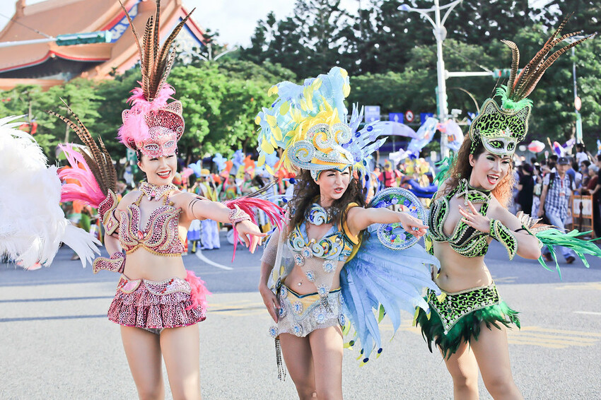 【台北活動】2023夢想嘉年華‧夢回汐止│藝起搖擺築夢‧街上跳森巴舞│世界最大華人嘉年華│最大活動時間‧日期‧