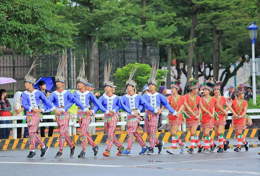 【台北活動】2023夢想嘉年華‧夢回汐止│藝起搖擺築夢‧街上跳森巴舞│世界最大華人嘉年華│最大活動時間‧日期‧