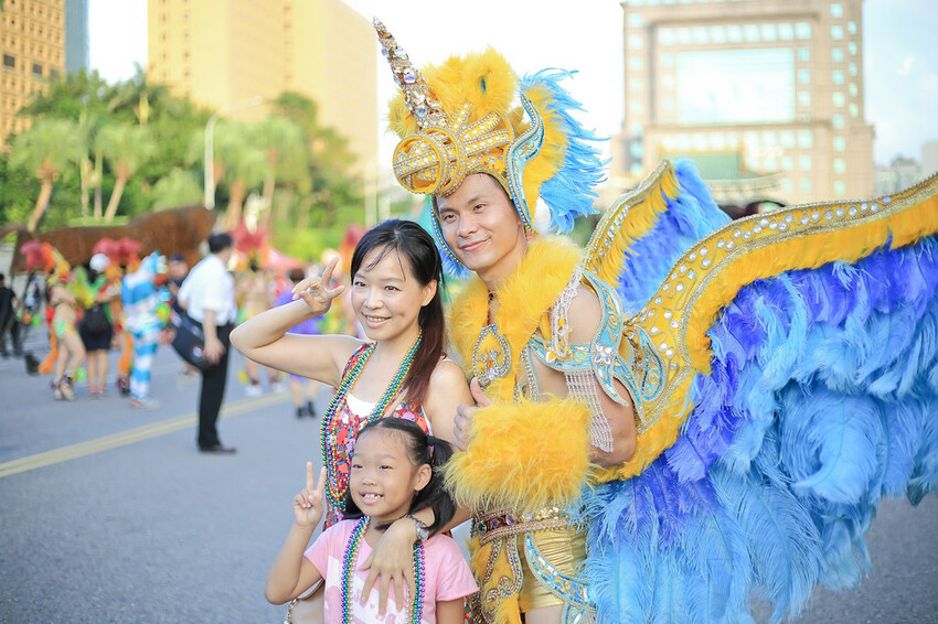 【台北活動】2023夢想嘉年華‧夢回汐止│藝起搖擺築夢‧街上跳森巴舞│世界最大華人嘉年華│最大活動時間‧日期‧