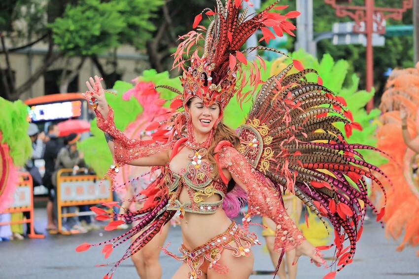 【台北活動】2023夢想嘉年華‧夢回汐止│藝起搖擺築夢‧街上跳森巴舞│世界最大華人嘉年華│最大活動時間‧日期‧