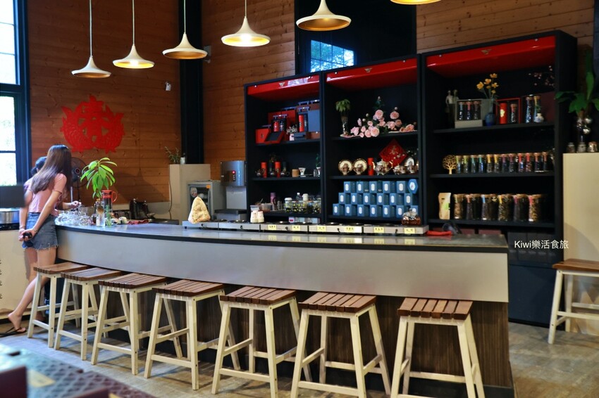 南投廖鄉長紅茶故事館日月潭紅茶館︱魚池景點免門票入內參觀.免費喝紅茶，日月潭旅遊景點推薦