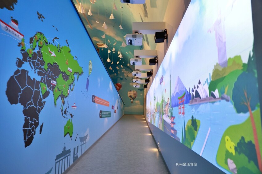 台南萬國通路創意觀光工廠︱歸仁免費景點巨大行李箱網美牆美拍,以宇宙太空人為主題的觀光工廠~戶外景觀遊