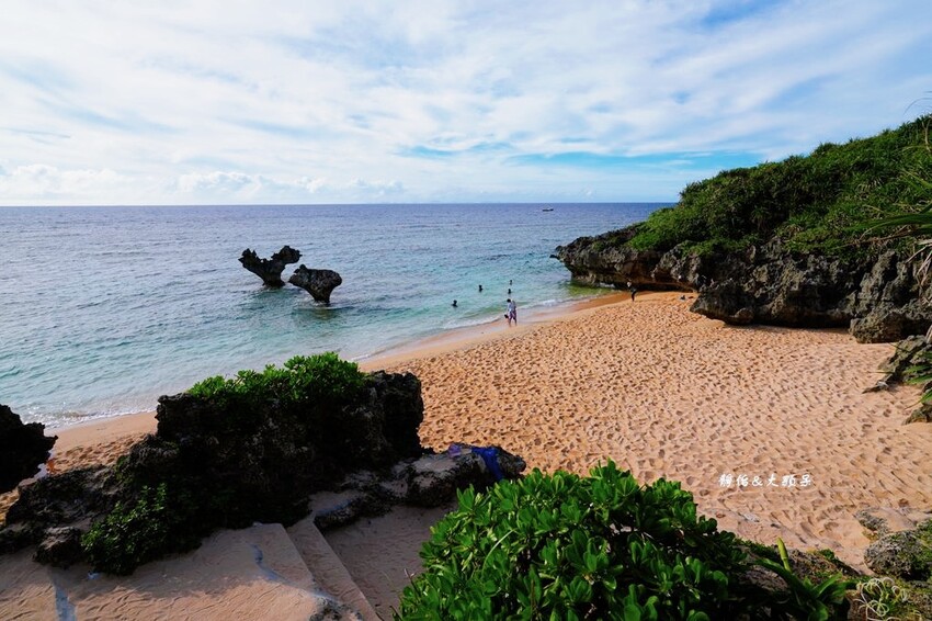 沖繩自由行 ❙ 古宇利大橋、心形岩,浪漫愛心石、親子玩水,沖