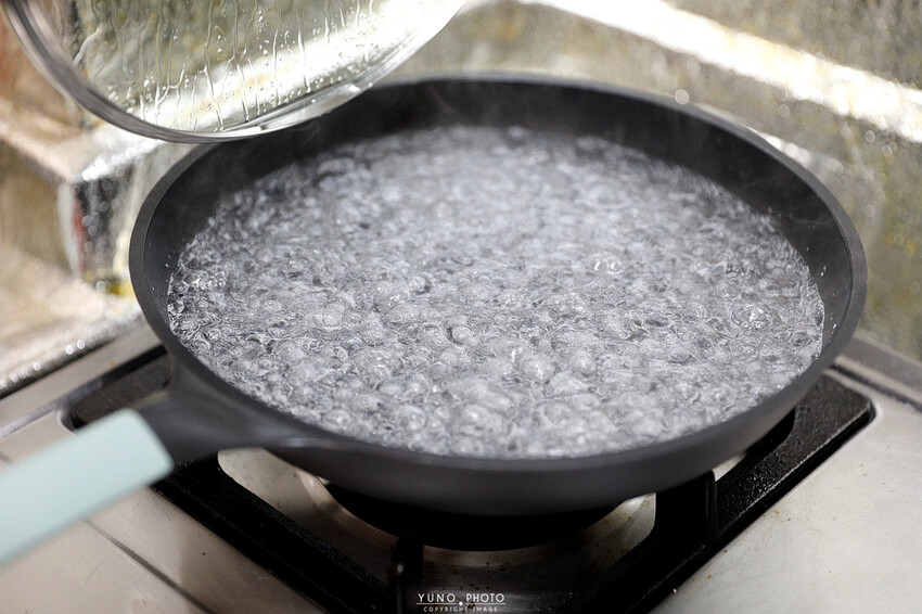 小家庭首選鍋具！輕盈抗刮 廚藝無負擔｜JIA家嚐不沾鍋具組－莫蘭迪綠 (國宴主廚阿慶師團購推薦)