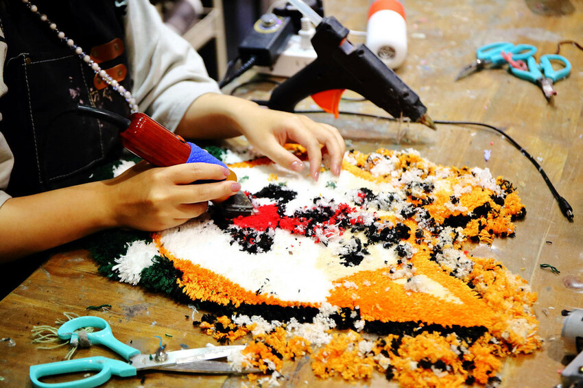 自己的地毯自己做!手作地毯Tufting初體驗!全台灣最大最 自己的地毯自己做!手作地毯Tufting初體驗!全台灣最大最