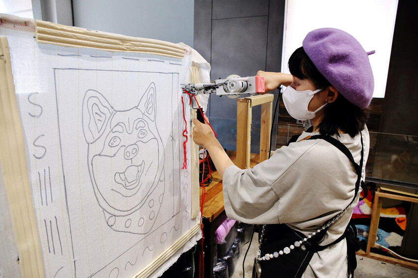 自己的地毯自己做!手作地毯Tufting初體驗!全台灣最大最 自己的地毯自己做!手作地毯Tufting初體驗!全台灣最大最