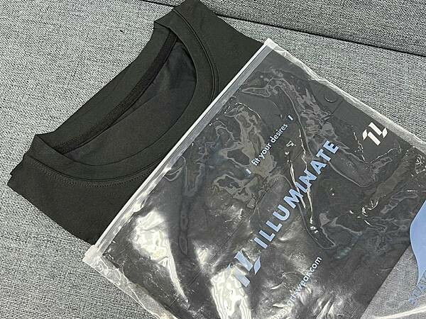 ＋（運動服推薦） ILLUMINATE Sportswear