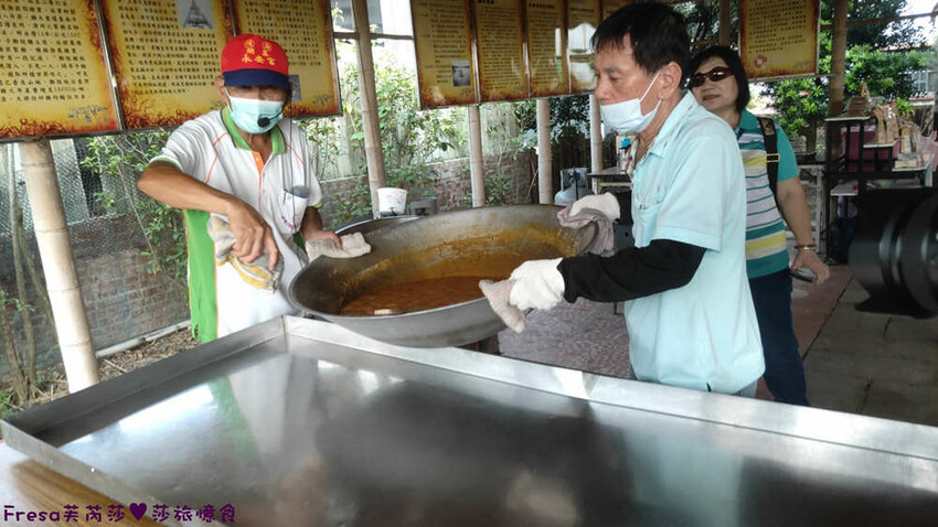 台南景點【後壁頂長Ｘ佳里延平Ｘ楠西密枝】深入農業社區體驗捉泥鰍樂趣.手炒黑糖花生塊綁鴿笭.果農之家水果餐ＤＩＹ芒果醬 - Fresa芙芮莎♥莎旅憶食