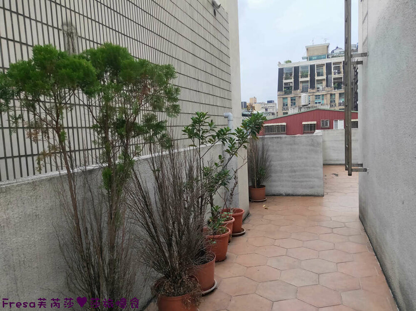 台北飯店【漫映旅舍】鄰近三捷運站轉乘超便利！樓下就有餐館商店公車站.生活機能超優│松江南京捷運站│南京復興捷運站 - Fresa芙芮莎♥莎旅憶食