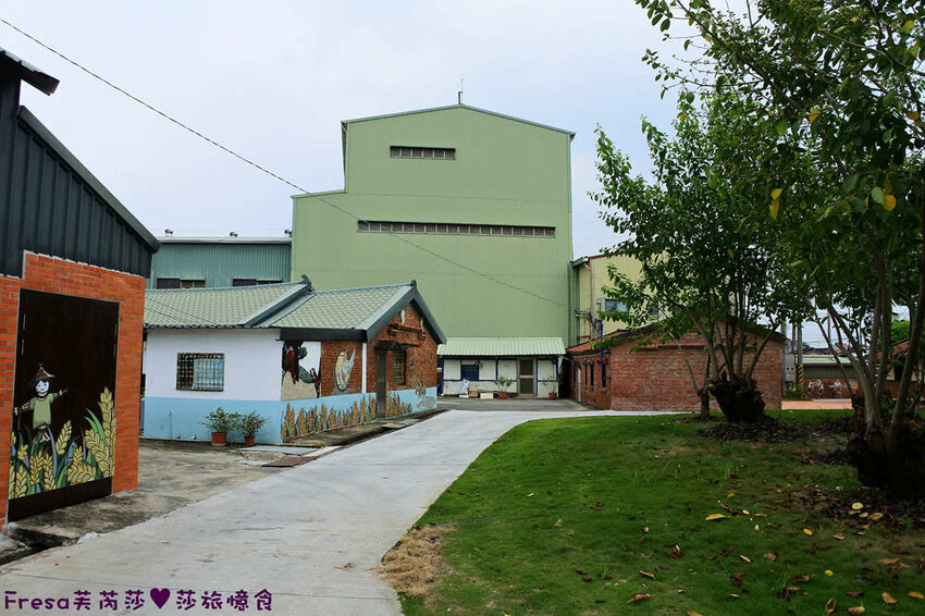 台南景點【後壁頂長Ｘ佳里延平Ｘ楠西密枝】深入農業社區體驗捉泥鰍樂趣.手炒黑糖花生塊綁鴿笭.果農之家水果餐ＤＩＹ芒果醬 - Fresa芙芮莎♥莎旅憶食