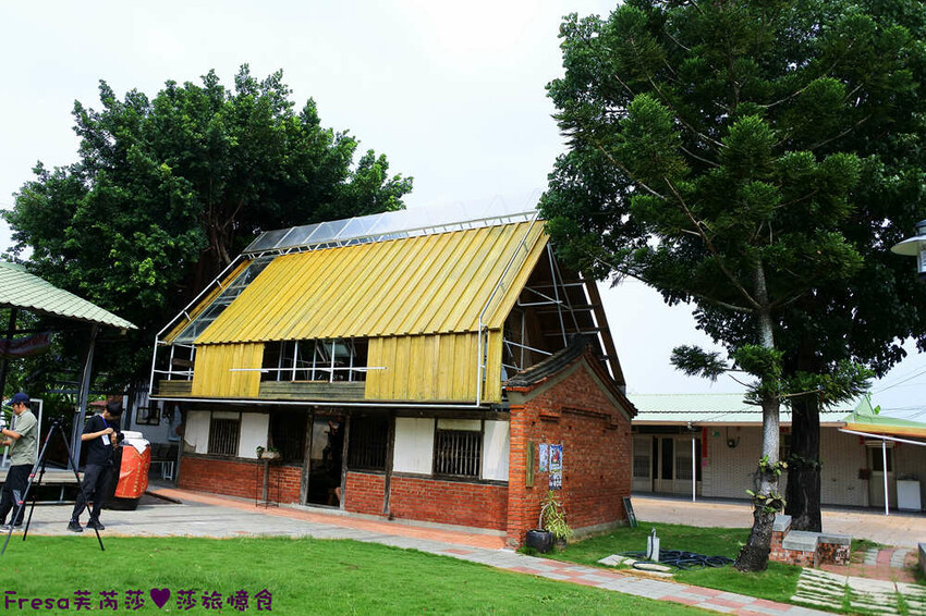 台南景點【後壁頂長Ｘ佳里延平Ｘ楠西密枝】深入農業社區體驗捉泥鰍樂趣.手炒黑糖花生塊綁鴿笭.果農之家水果餐ＤＩＹ芒果醬 - Fresa芙芮莎♥莎旅憶食