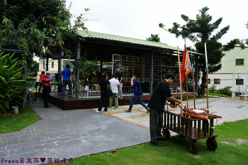 台南景點【後壁頂長Ｘ佳里延平Ｘ楠西密枝】深入農業社區體驗捉泥鰍樂趣.手炒黑糖花生塊綁鴿笭.果農之家水果餐ＤＩＹ芒果醬 - Fresa芙芮莎♥莎旅憶食