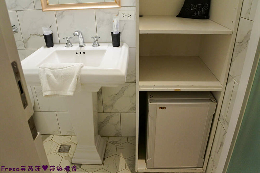 台北飯店【漫映旅舍】鄰近三捷運站轉乘超便利！樓下就有餐館商店公車站.生活機能超優│松江南京捷運站│南京復興捷運站 - Fresa芙芮莎♥莎旅憶食