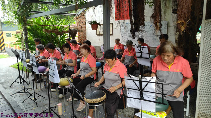 台南景點【後壁頂長Ｘ佳里延平Ｘ楠西密枝】深入農業社區體驗捉泥鰍樂趣.手炒黑糖花生塊綁鴿笭.果農之家水果餐ＤＩＹ芒果醬 - Fresa芙芮莎♥莎旅憶食