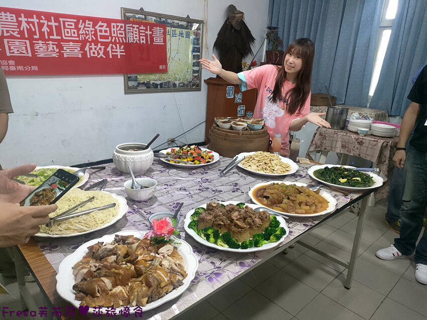 台南旅遊【東山聖賢Ｘ柳營果毅Ｘ善化溪美】農村體驗採草菇/草菇包/火龍果/甘蔗.ＤＩＹ越式春捲/黑糖粿/甘蔗榨汁│台南景點│農村社區旅遊 - Fresa芙芮莎♥莎旅憶食