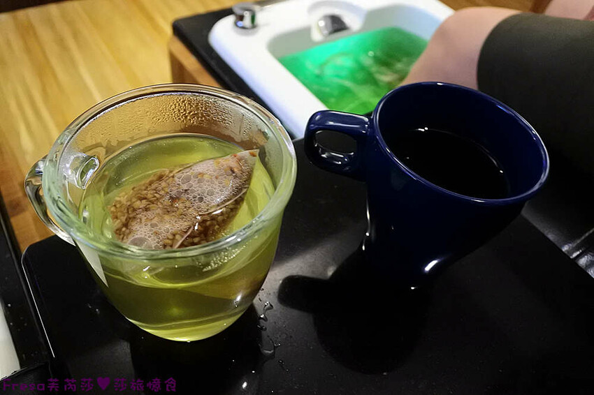 嘉義按摩【五趾沐足體養生會館】嘉義火車站前超方便！專業平價專屬包廂.足底按摩＋半身指壓│足浴＋肩頸紓壓│岩盤浴│精油按摩 - Fresa芙芮莎♥莎旅憶食