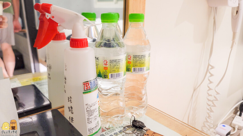 一個人也能泡的萬里海底溫泉!沐川海底溫泉，超便宜CP值超高!泡湯湯屋簡約精緻一小時免300元，休息兩小時也