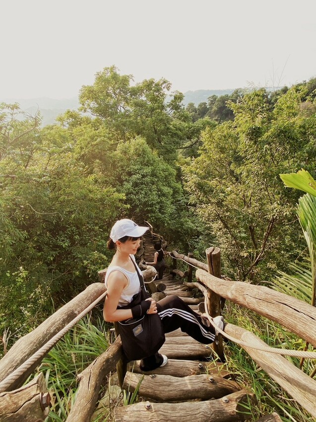 解鎖小百岳：大坑4號步道，相思圓木棧道串成山中遊樂場，最美最難也能輕鬆登頂！