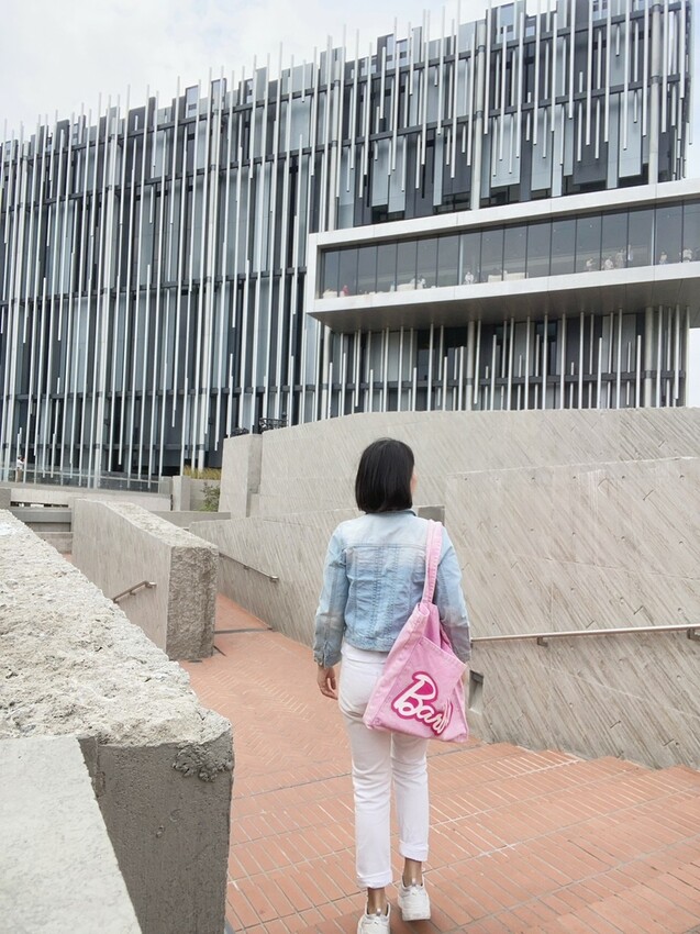 鶯歌新北市美術館2023Ｏ起來，錯過台灣設計展沒關係，鋁管建築也很有看頭！