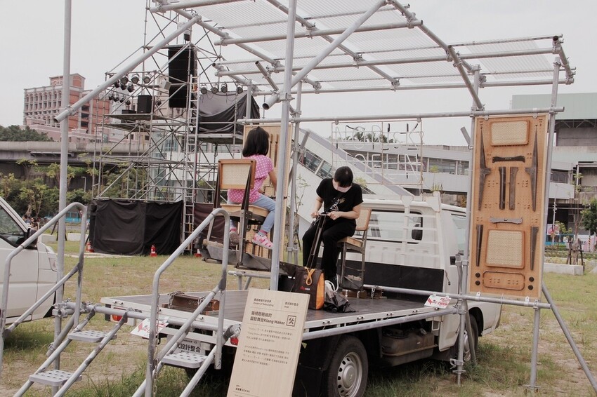 鶯歌新北市美術館2023Ｏ起來，錯過台灣設計展沒關係，鋁管建築也很有看頭！