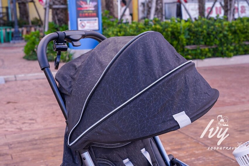 Chicco Goody Pro魔術瞬收手推車 |可登機嬰兒推車推薦,輕巧秒收不佔空間,帶嬰兒出國最強幫手! - 艾薇覓食趣