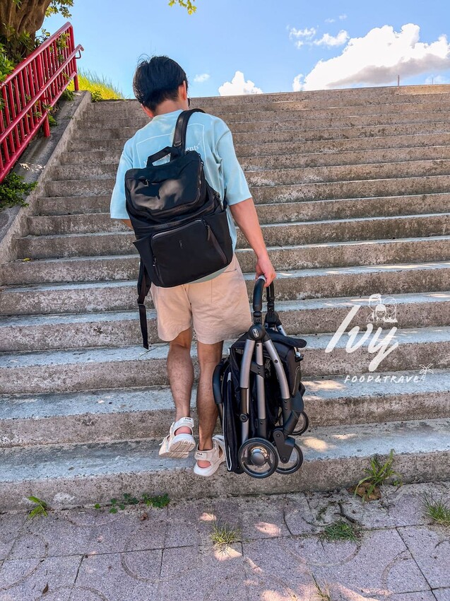 Chicco Goody Pro魔術瞬收手推車 |可登機嬰兒推車推薦,輕巧秒收不佔空間,帶嬰兒出國最強幫手! - 艾薇覓食趣