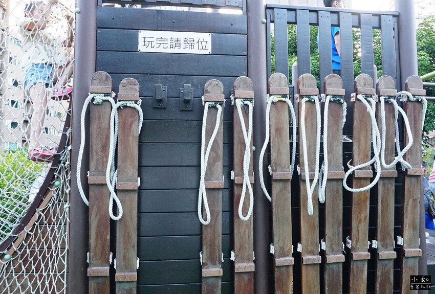 【桃園景點】大有梯田生態公園,觀景台上的綠油梯田美景,旁有小